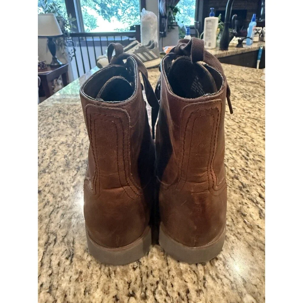 Clarks see pictures